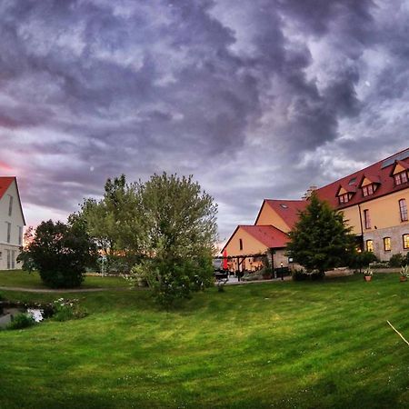 Hotel Und Restaurant Rittergut Kreipitzsch Naumburg  Eksteriør bilde