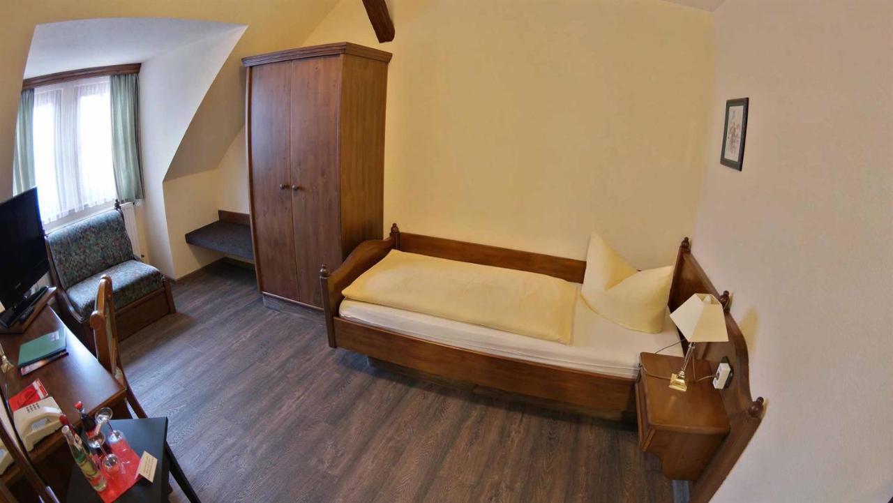 Hotel Und Restaurant Rittergut Kreipitzsch Naumburg  Eksteriør bilde