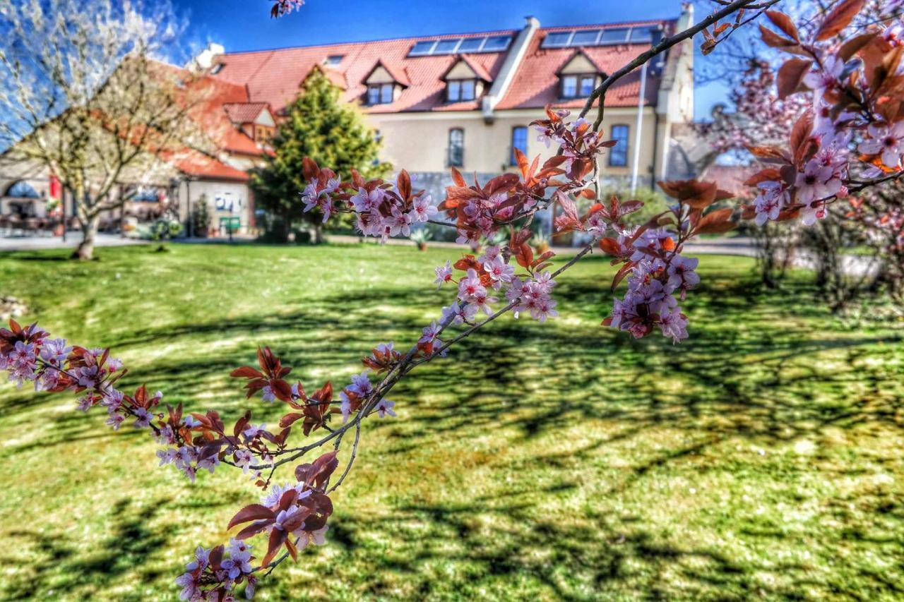 Hotel Und Restaurant Rittergut Kreipitzsch Naumburg  Eksteriør bilde