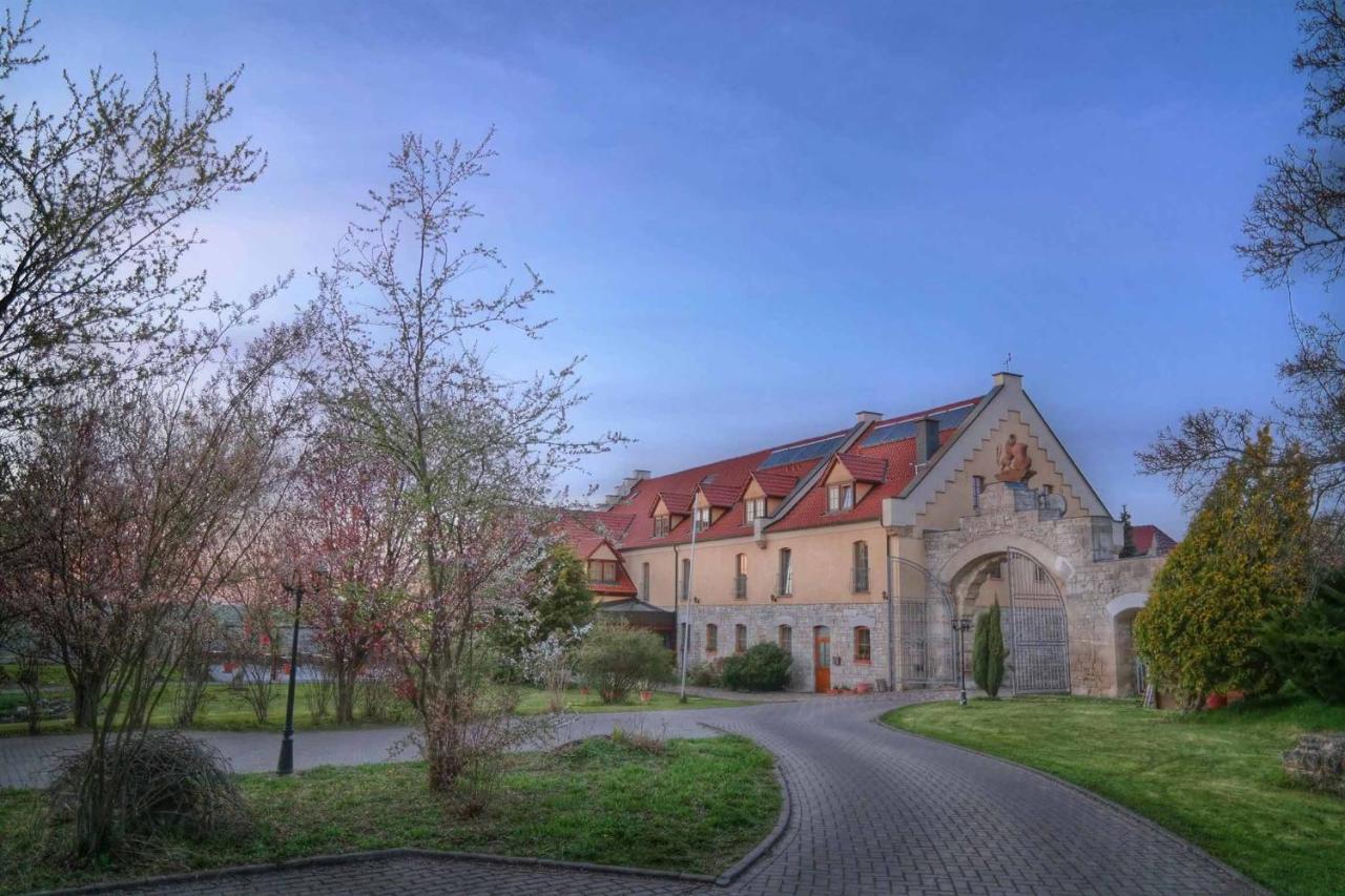 Hotel Und Restaurant Rittergut Kreipitzsch Naumburg  Eksteriør bilde