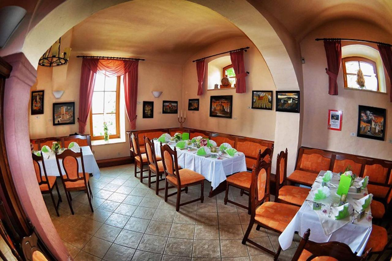 Hotel Und Restaurant Rittergut Kreipitzsch Naumburg  Eksteriør bilde